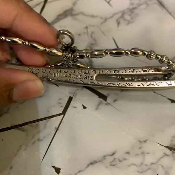 Lilla Rose Flexi Hair Clip Large - Picture 3 of 4